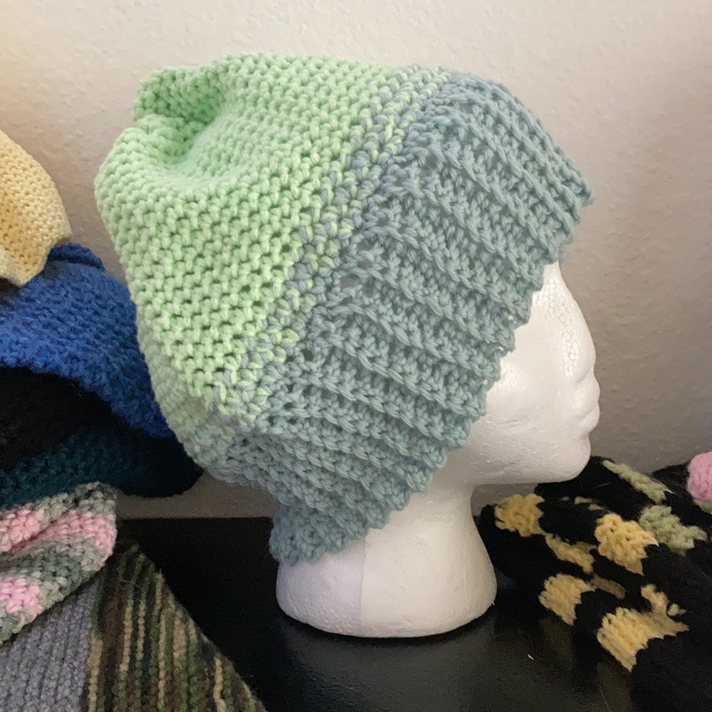 Crochet hat - Picture 2 of 3